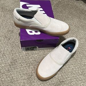 NIKE SB ZOOM VERONA SLIP shoes